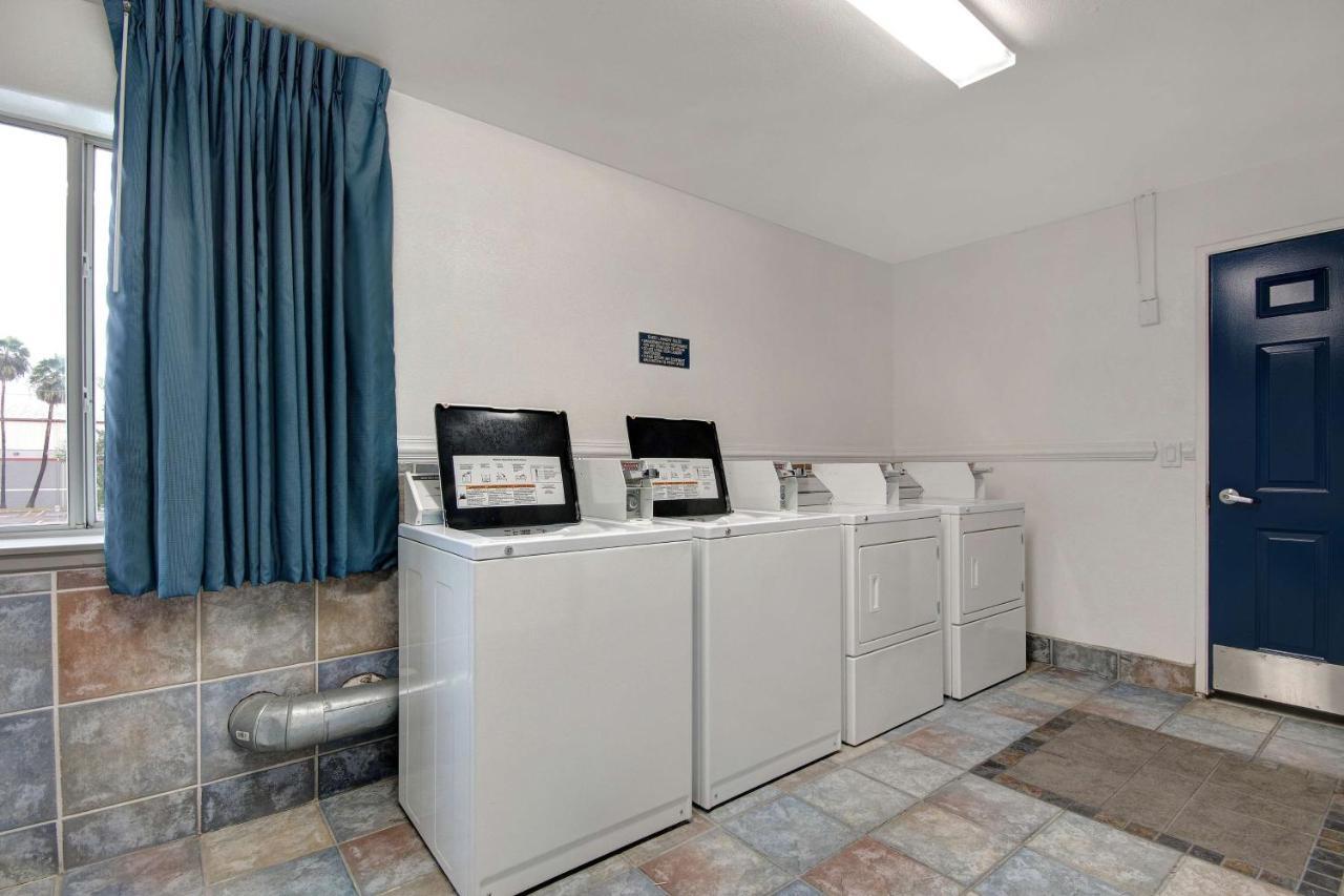 Motel 6-Pharr, Tx Екстериор снимка