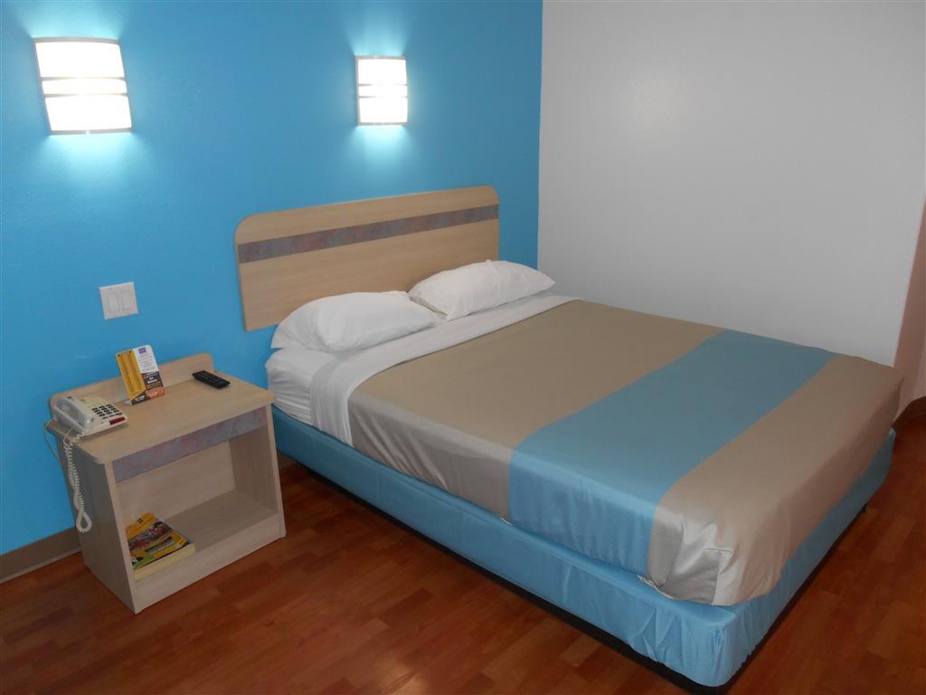 Motel 6-Pharr, Tx Стая снимка